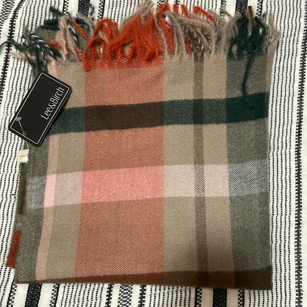 NWT Plaid Fringe Scarf